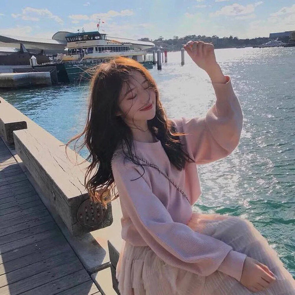 陪她一会儿